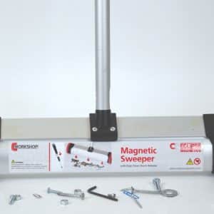 Eclipse MSW385 15.7 Inch Magnetic Sweeper With Adjustable Length Handle