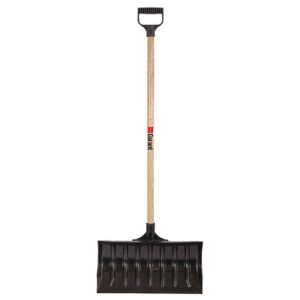 Garant LPP18VD 18 Inch Poly Blade Snow Pusher With D- Handle 80592